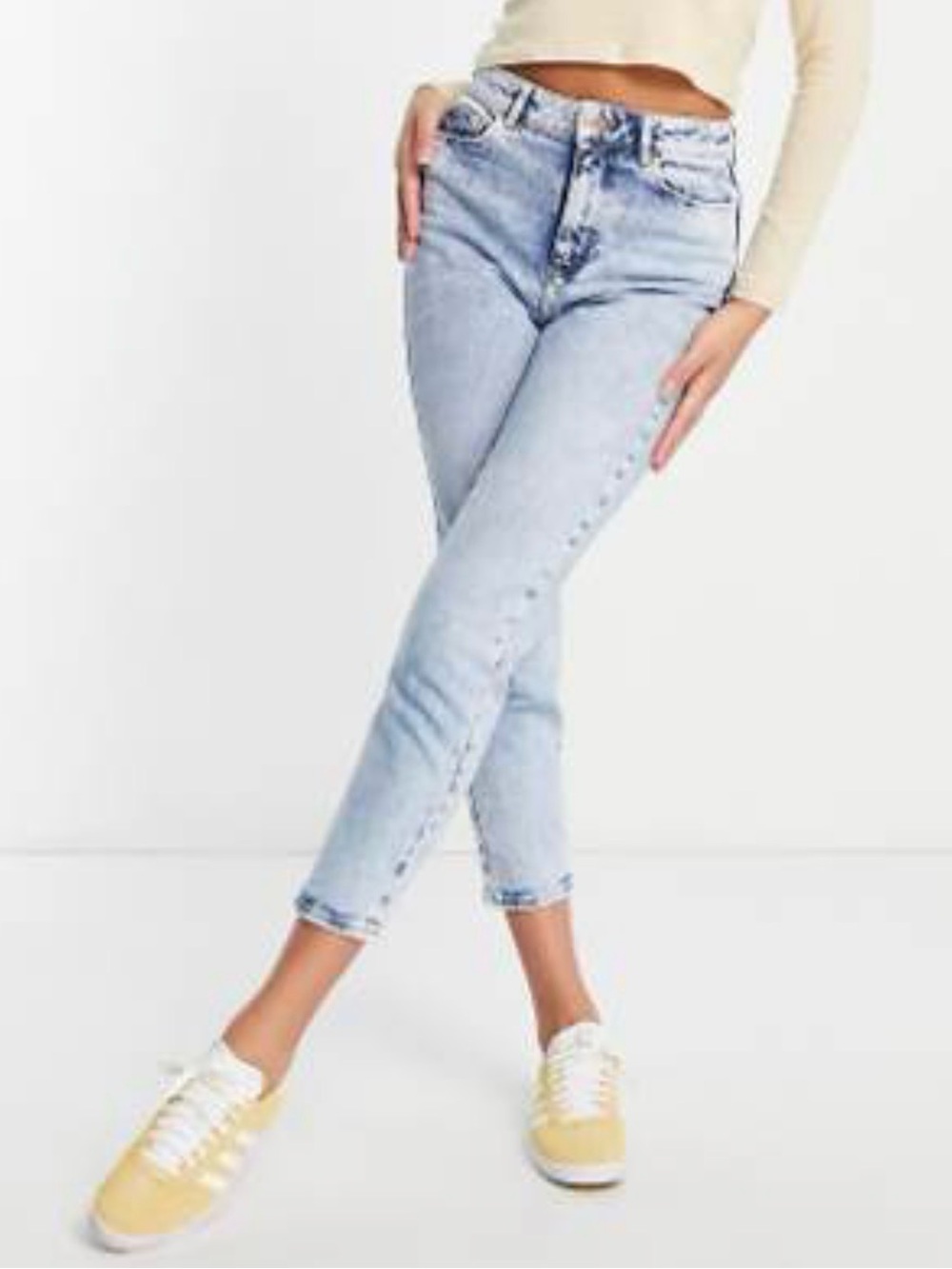 New Look Waist Enhance Mom Jeans — Acid Wash High Waist